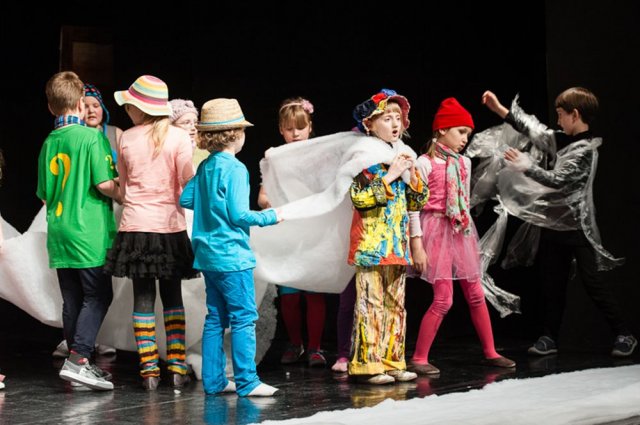 Dziecięcia Scena Prezentacji Teatralnych w Teatrze Animacji 25.02.2013 r. - zdjęcia Krystian Sobkowiak