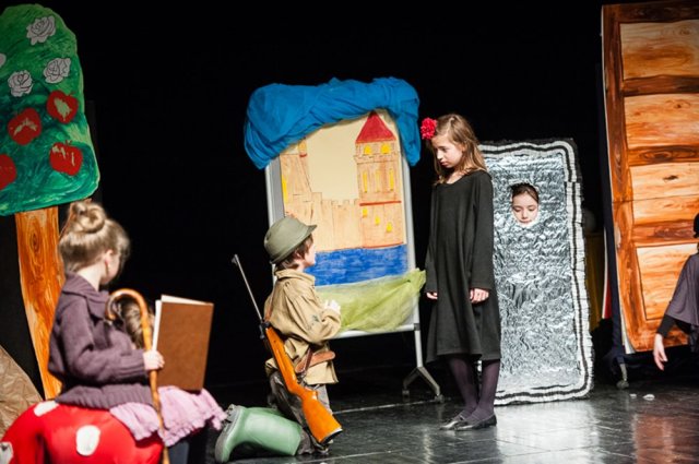 Dziecięcia Scena Prezentacji Teatralnych w Teatrze Animacji 25.02.2013 r. - zdjęcia Krystian Sobkowiak
