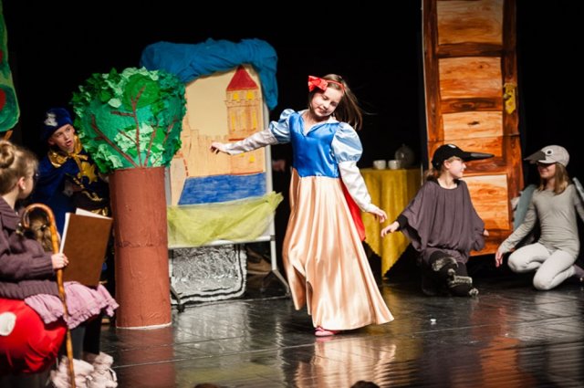 Dziecięcia Scena Prezentacji Teatralnych w Teatrze Animacji 25.02.2013 r. - zdjęcia Krystian Sobkowiak