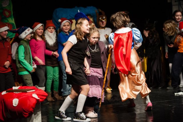 Dziecięcia Scena Prezentacji Teatralnych w Teatrze Animacji 25.02.2013 r. - zdjęcia Krystian Sobkowiak