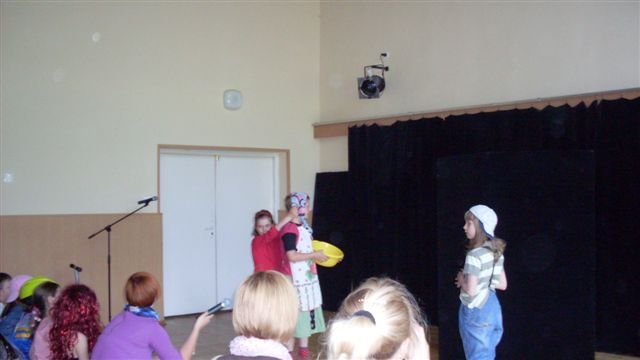 23.05.2013 - Finał  Wojewódzkiego  Konkursu  Plastycznego &quot;Mama  w  kulturach  Świata&quot;