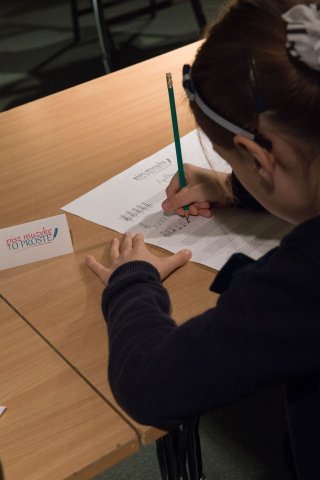 Pisz muzykę, to proste! - warsztaty kompozytorskie, spotkanie, dyskusje Prowadzący: Łukasz Urbaniak, Marek Raczyński, Bartosz Michałowski Organizatorzy: Stowarzyszenie Miłośników Sztuki Vis Artis, Młodzieżowy Dom Kultury nr 2 Autor zdjęć: Bartosz Sei