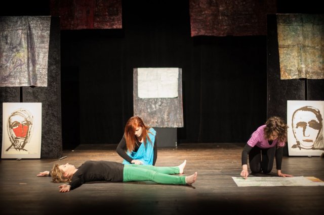 Spektakl Projektu Teatralnego pt.: &quot;Wystawa&quot;  fotograf - Krystian Sobkowiak