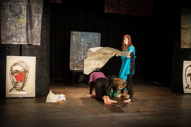 Spektakl Projektu Teatralnego pt.: &quot;Wystawa&quot;  fotograf - Krystian Sobkowiak