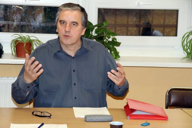 Warsztaty dla nauczycieli i instruktorów: &quot;JAK PRZYGOTOWAĆ DZIECI, MŁODZIEŻ DO KONKURSU RECYTATORSKIEGO?&quot;, MDK2, 22.11.2014 r., prowadzenie: Piotr Dehr, Grzegorz Ociepka, Dariusz Jagodziński.