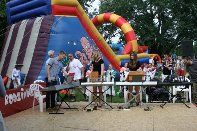 MDK wspiera Rodzinne Pogotowia Opiekuńcze - Festyn Na Cytadeli - CZERWIEC 2012