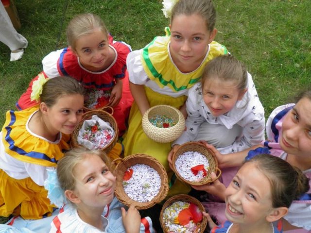 MDK wspiera Rodzinne Pogotowia Opiekuńcze - Festyn Na Cytadeli - CZERWIEC 2012