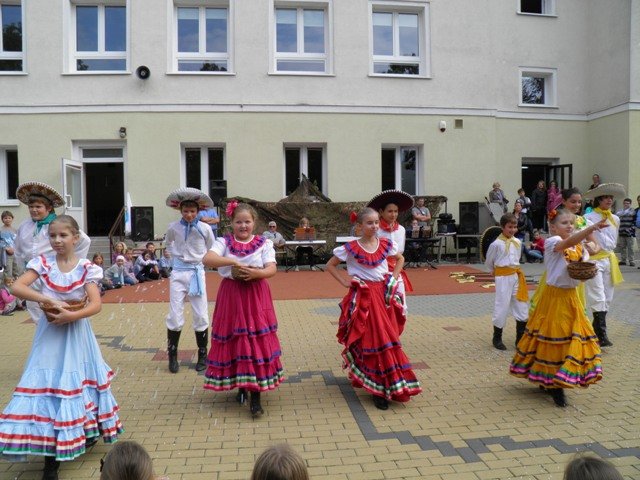 Festyn w Szkole Podstawowej nr 38